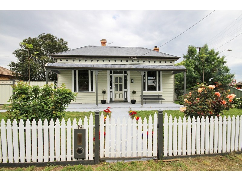 19 Hertford Street, Sebastopol VIC 3356