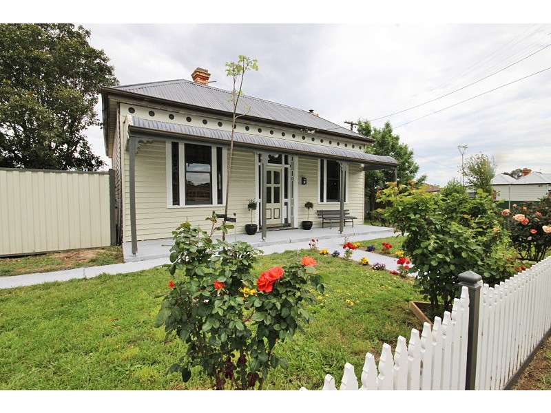 19 Hertford Street, Sebastopol VIC 3356