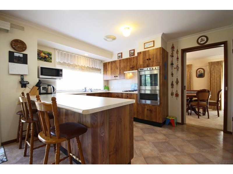 106 Forest Street, Lake Wendouree VIC 3350