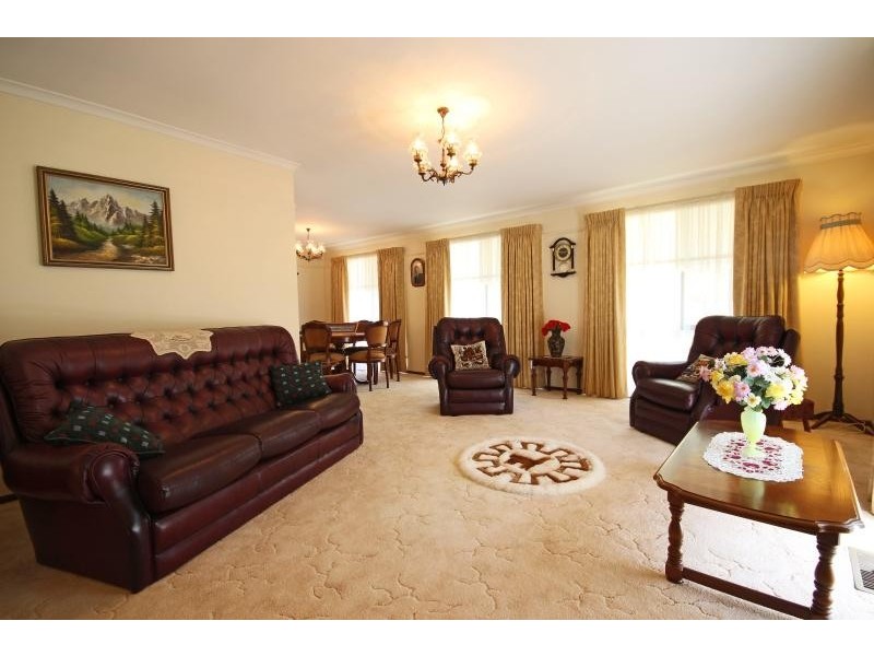 106 Forest Street, Lake Wendouree VIC 3350