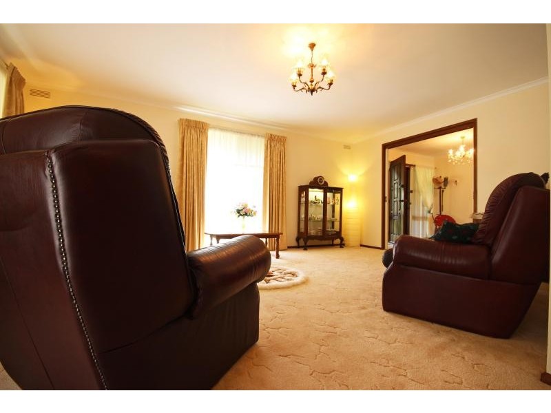 106 Forest Street, Lake Wendouree VIC 3350