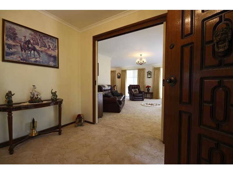 106 Forest Street, Lake Wendouree VIC 3350