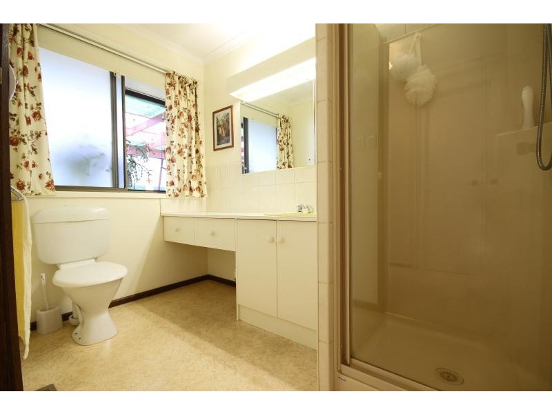 106 Forest Street, Lake Wendouree VIC 3350