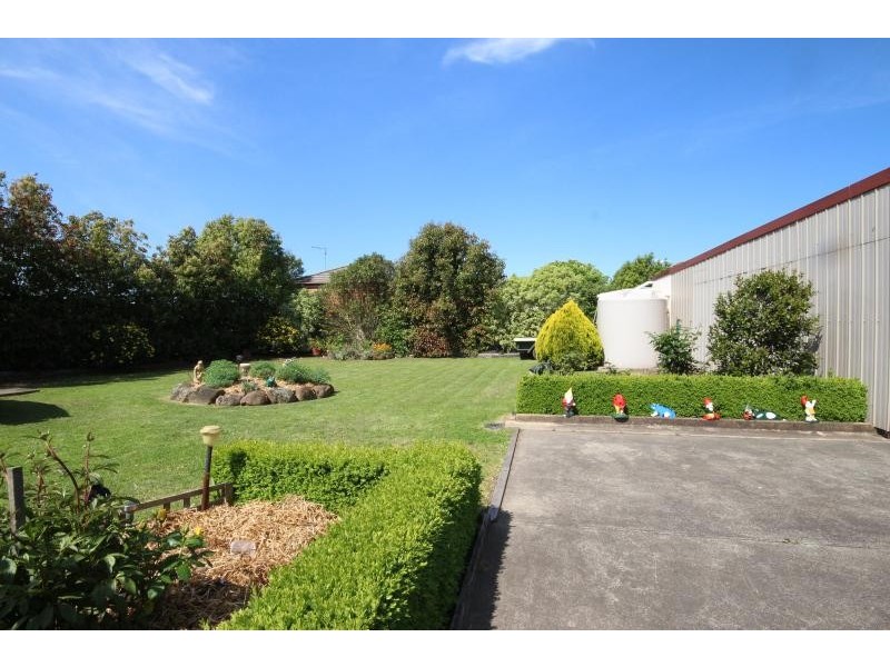 106 Forest Street, Lake Wendouree VIC 3350