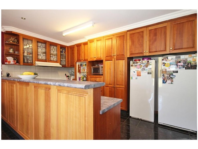 19 Parker Street, Miners Rest VIC 3352