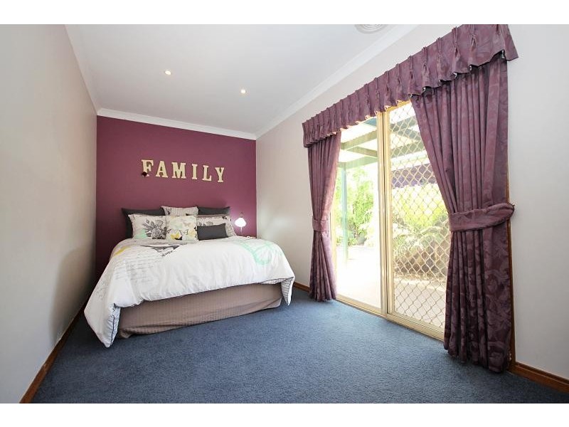 19 Parker Street, Miners Rest VIC 3352