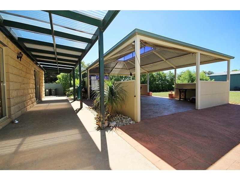 19 Parker Street, Miners Rest VIC 3352