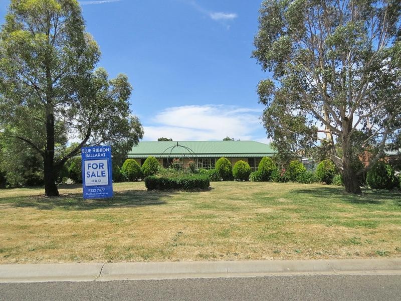 19 Parker Street, Miners Rest VIC 3352