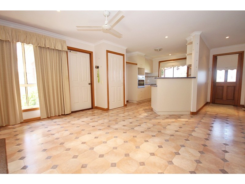4 Mountview Drive, Sebastopol VIC 3356
