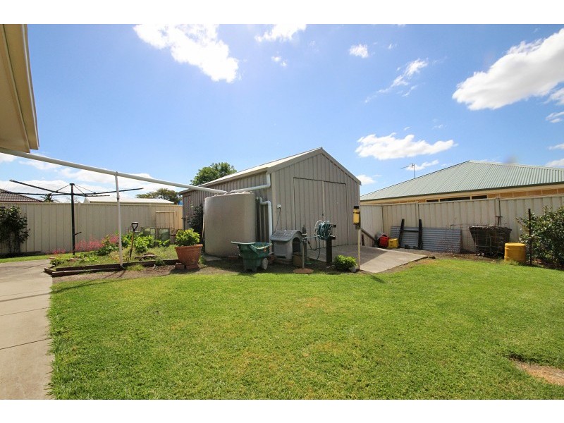 4 Mountview Drive, Sebastopol VIC 3356