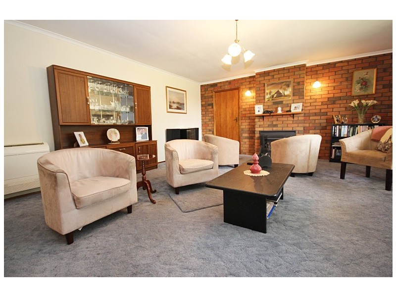 2 Aminya Avenue, Delacombe VIC 3356