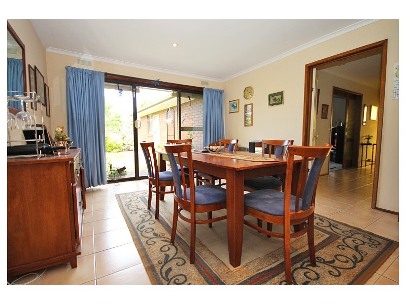 2 Aminya Avenue, Delacombe VIC 3356