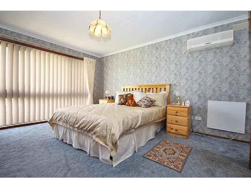 2 Aminya Avenue, Delacombe VIC 3356