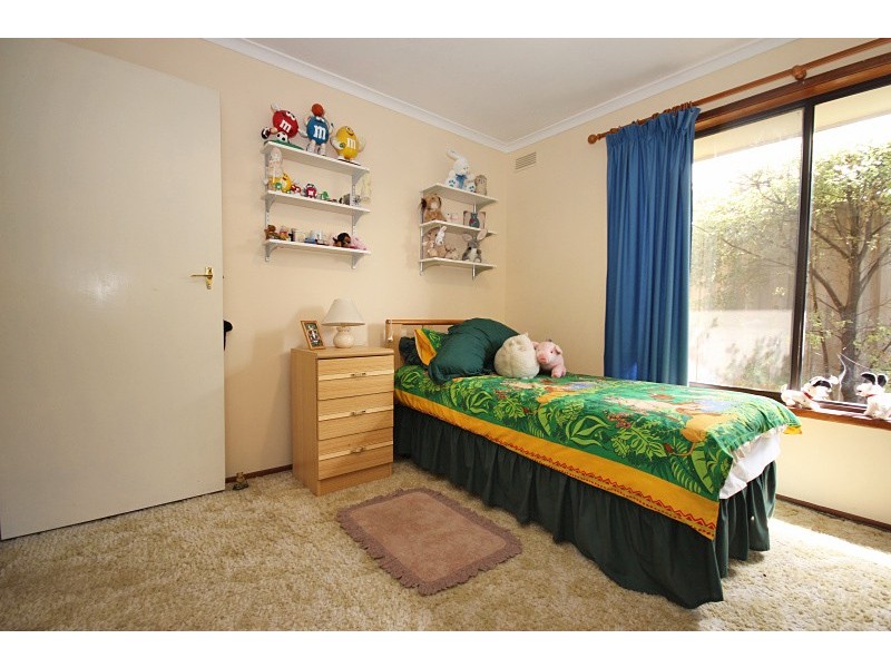 2 Aminya Avenue, Delacombe VIC 3356