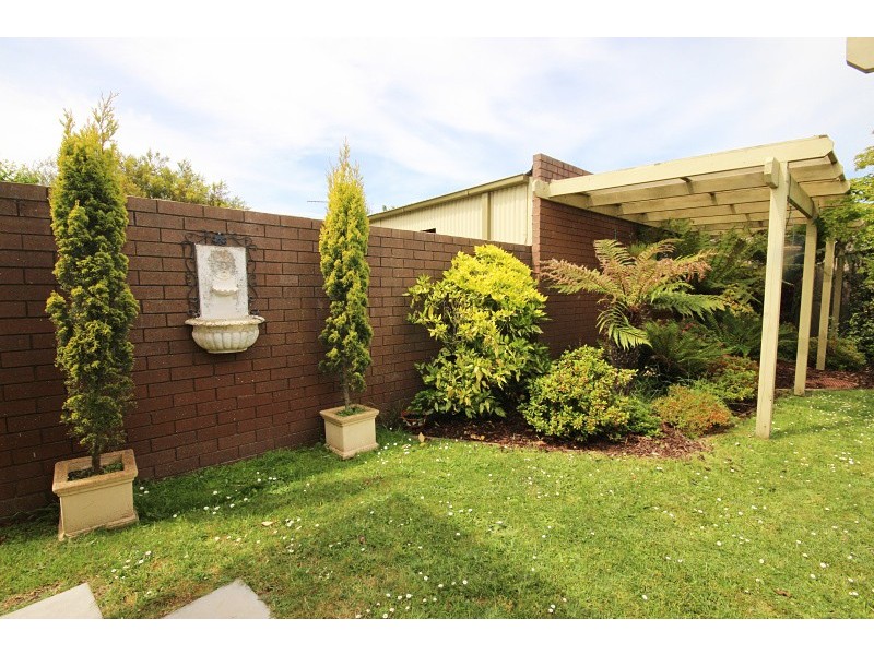 2 Aminya Avenue, Delacombe VIC 3356