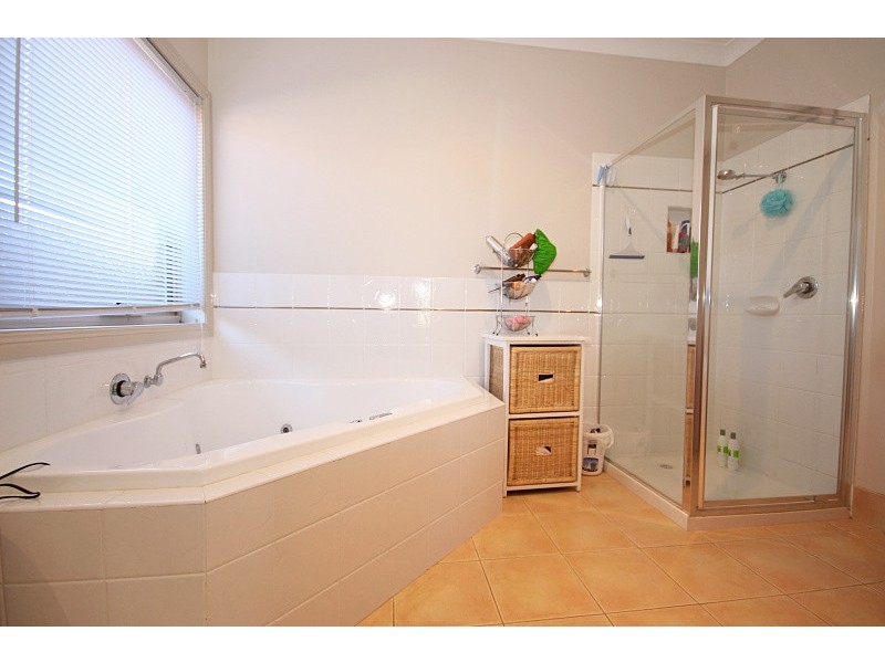 39 Boulevard Drive, Alfredton VIC 3350