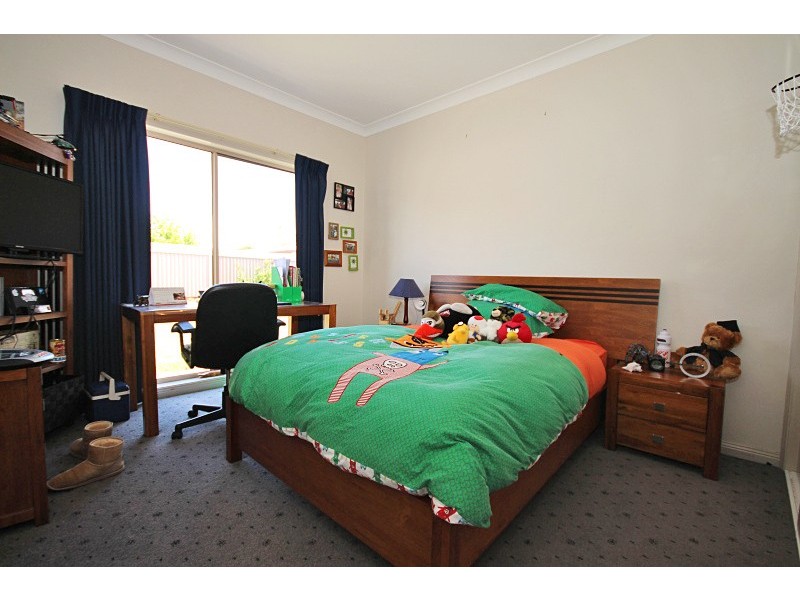 39 Boulevard Drive, Alfredton VIC 3350