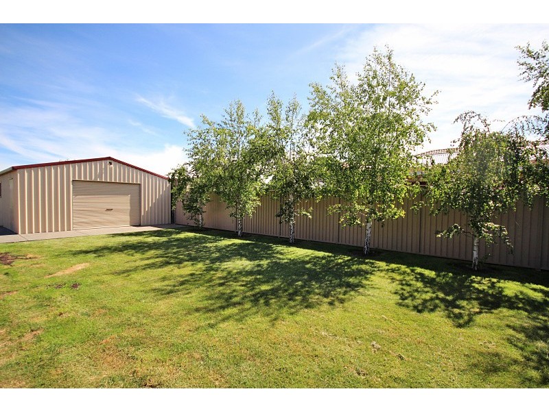 39 Boulevard Drive, Alfredton VIC 3350