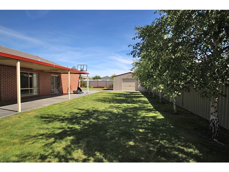 39 Boulevard Drive, Alfredton VIC 3350