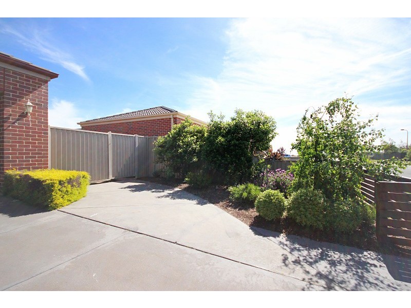 39 Boulevard Drive, Alfredton VIC 3350