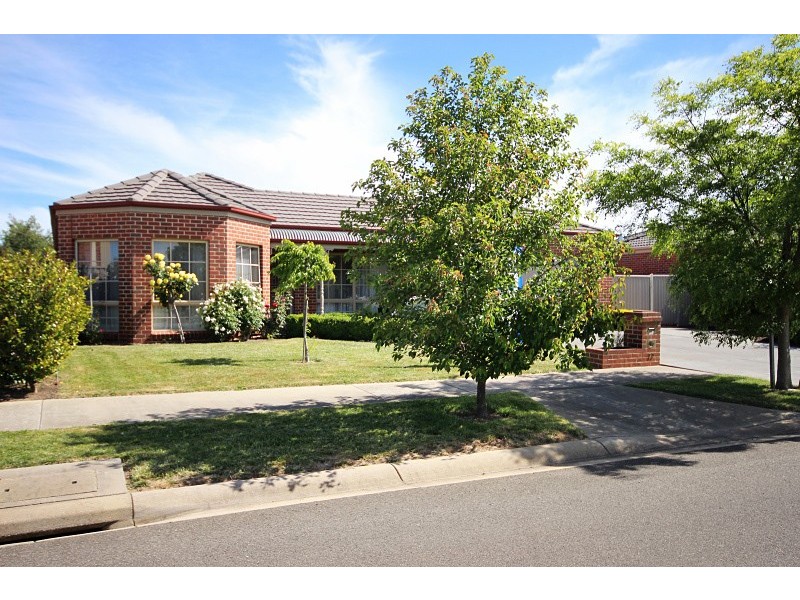 39 Boulevard Drive, Alfredton VIC 3350