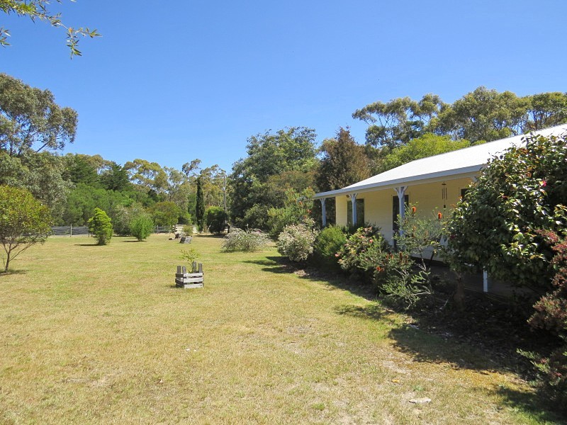 24 Leigh Court, Dereel VIC 3352