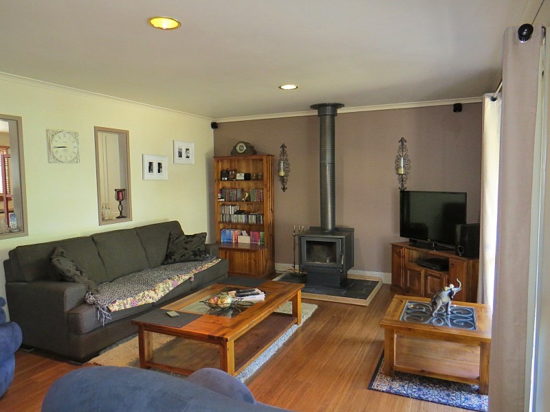 24 Leigh Court, Dereel VIC 3352