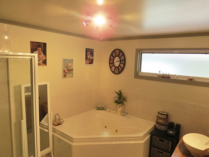 24 Leigh Court, Dereel VIC 3352