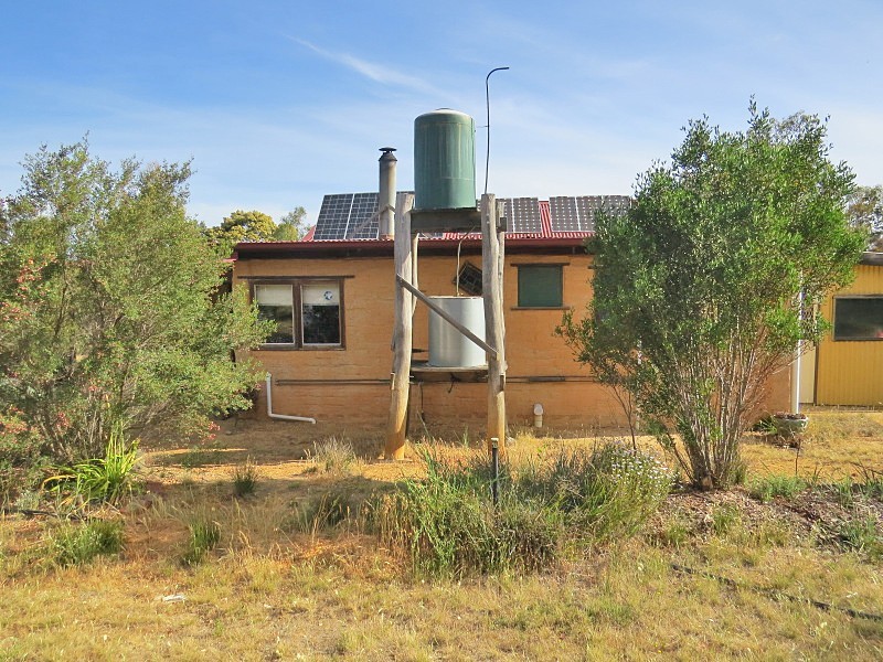 136 Rifle Range Road, Lexton VIC 3352