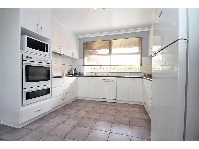 12 Warwick Street, Redan VIC 3350