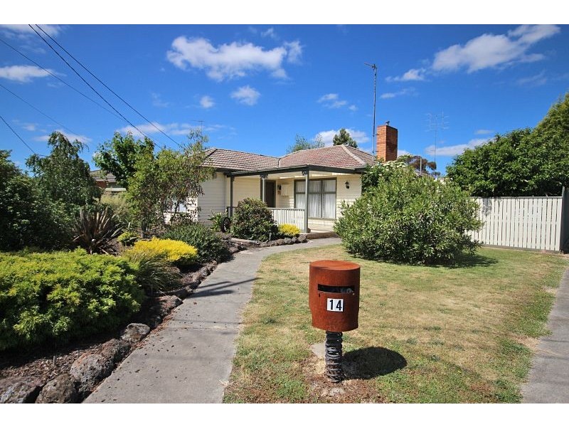 14 Huntington Street, Wendouree VIC 3355