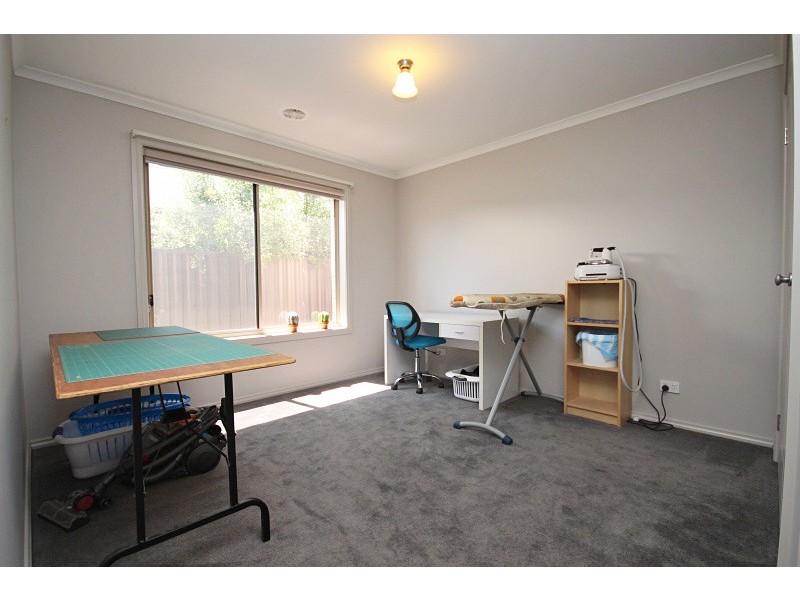 7 King George Way, Mitchell Park VIC 3352