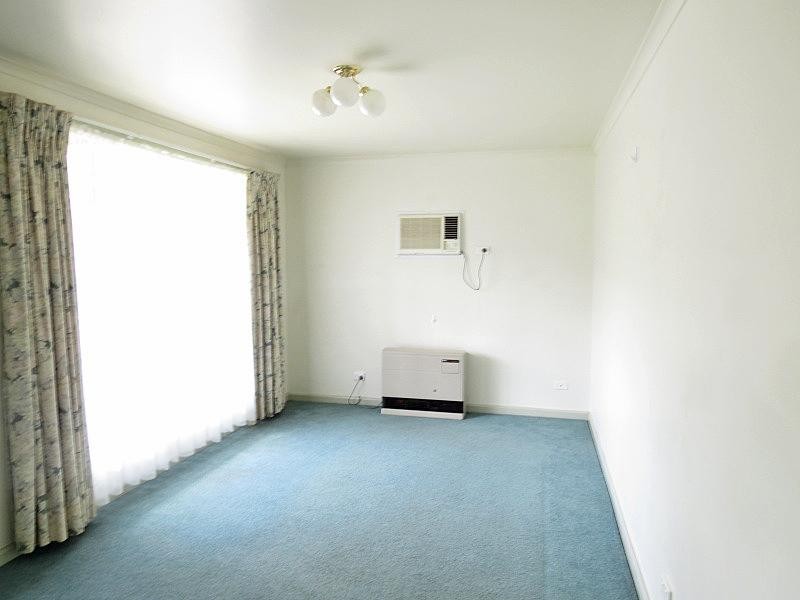 3/634 York Street, Canadian VIC 3350