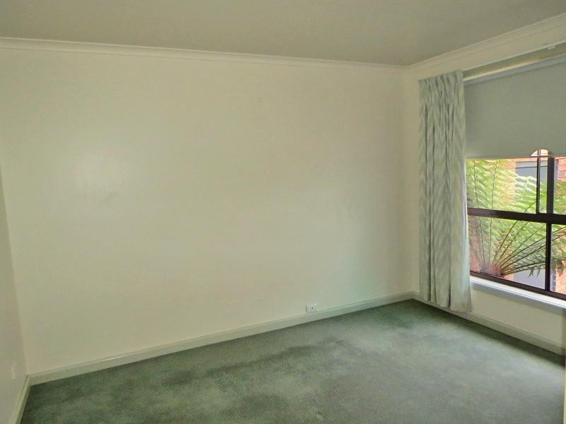 3/634 York Street, Canadian VIC 3350