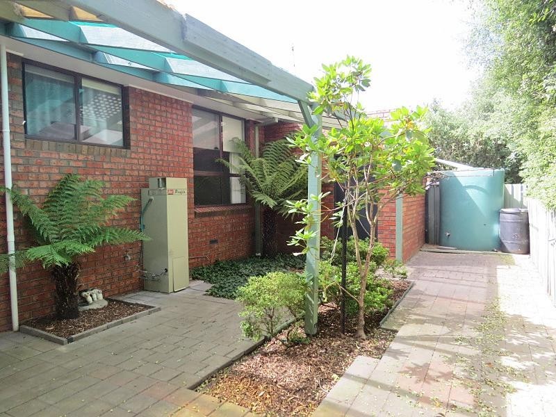 3/634 York Street, Canadian VIC 3350