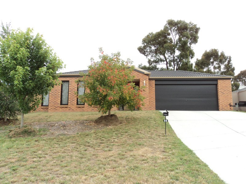 17 Oakbank Drive, Mount Helen VIC 3350