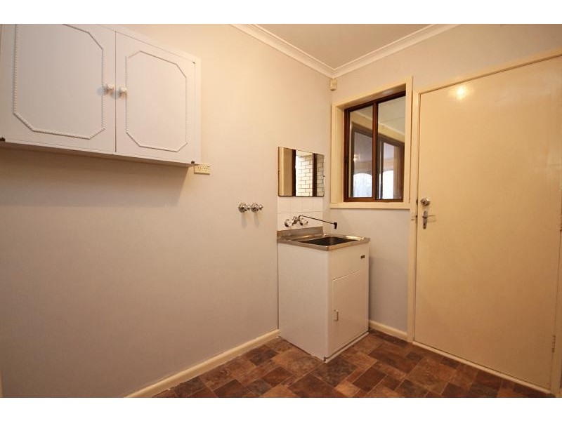 6 Warrina Drive, Delacombe VIC 3356