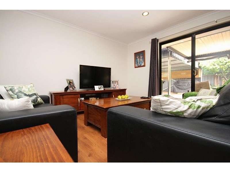 203 Whitelaw Avenue, Delacombe VIC 3356