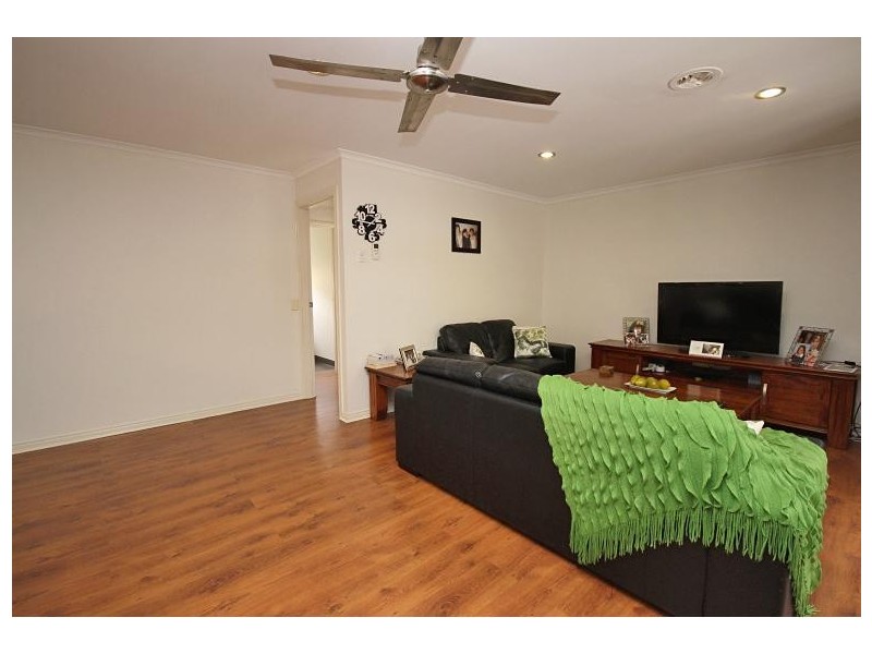 203 Whitelaw Avenue, Delacombe VIC 3356