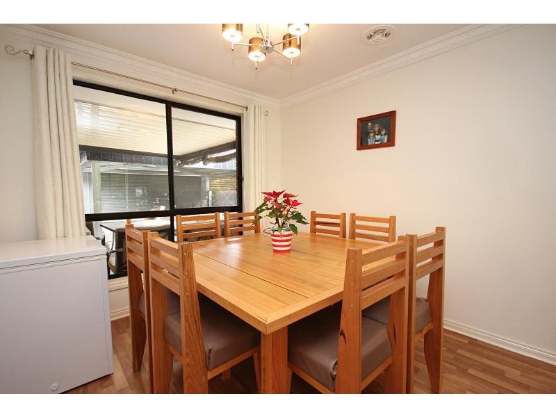 203 Whitelaw Avenue, Delacombe VIC 3356