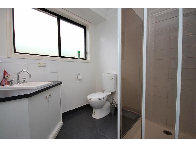 203 Whitelaw Avenue, Delacombe VIC 3356