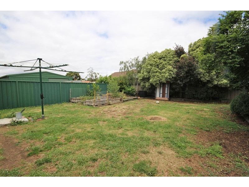 203 Whitelaw Avenue, Delacombe VIC 3356