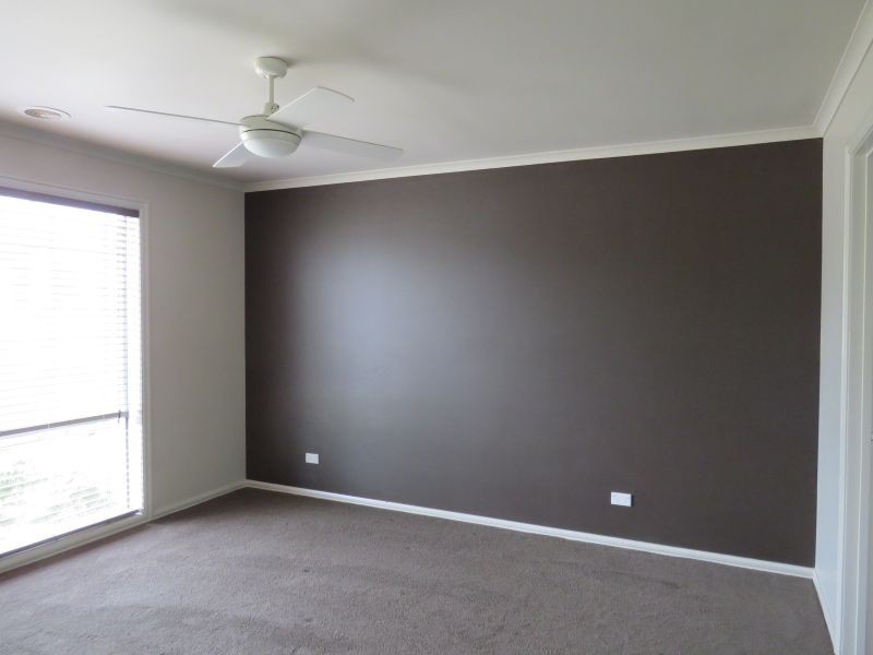 4 Lowry Crescent, Miners Rest VIC 3352