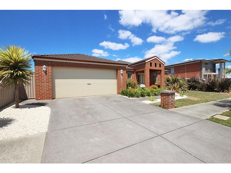 11 Peppertree Court, Alfredton VIC 3350