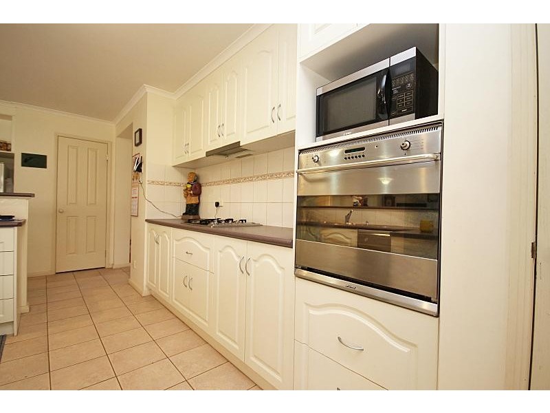 11 Peppertree Court, Alfredton VIC 3350