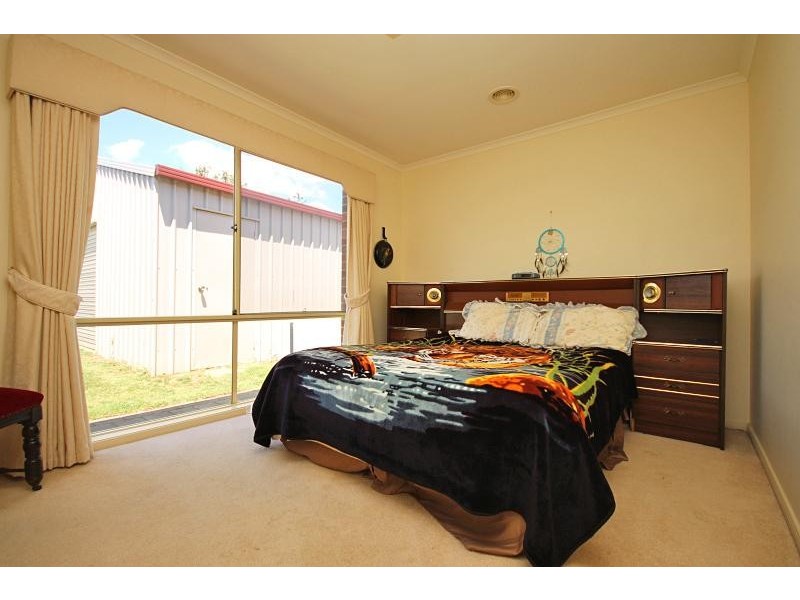 11 Peppertree Court, Alfredton VIC 3350