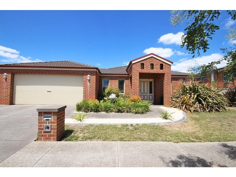 11 Peppertree Court, Alfredton VIC 3350