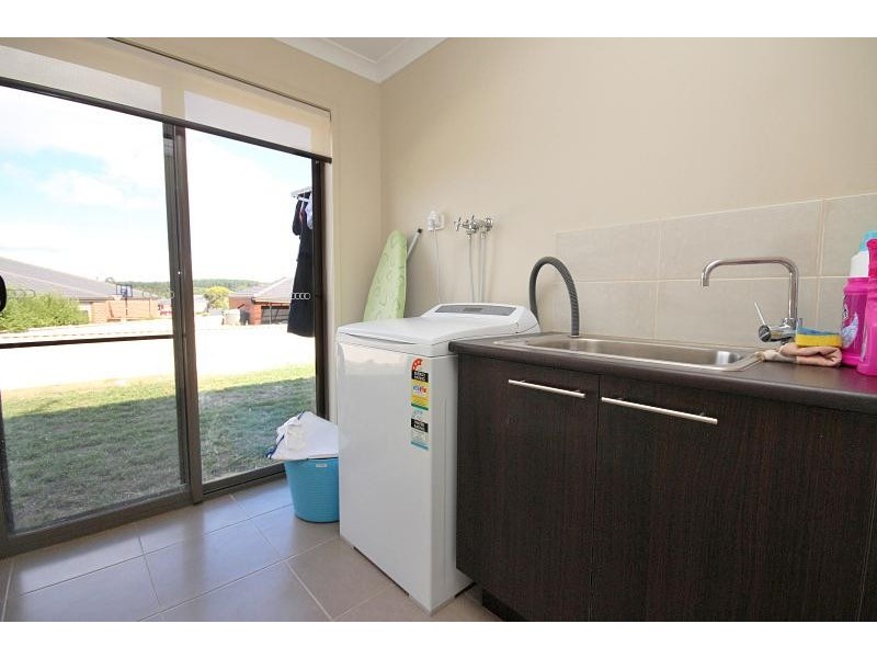 36 Kirby Avenue, Canadian VIC 3350