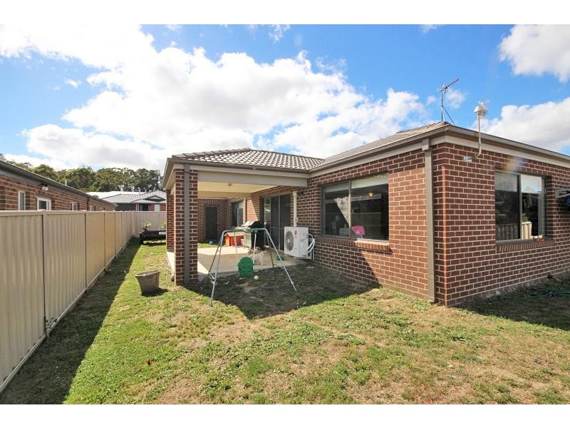 36 Kirby Avenue, Canadian VIC 3350