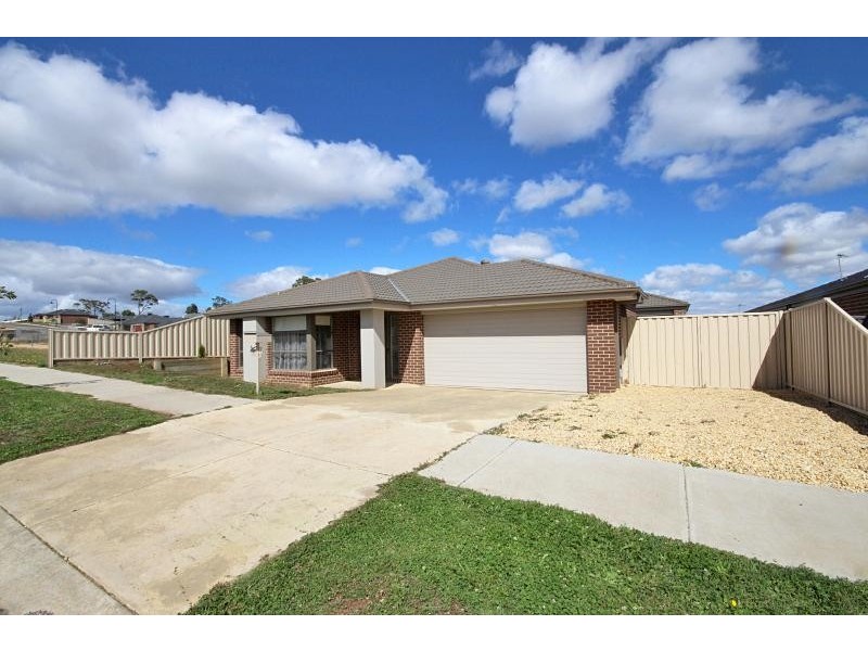 36 Kirby Avenue, Canadian VIC 3350